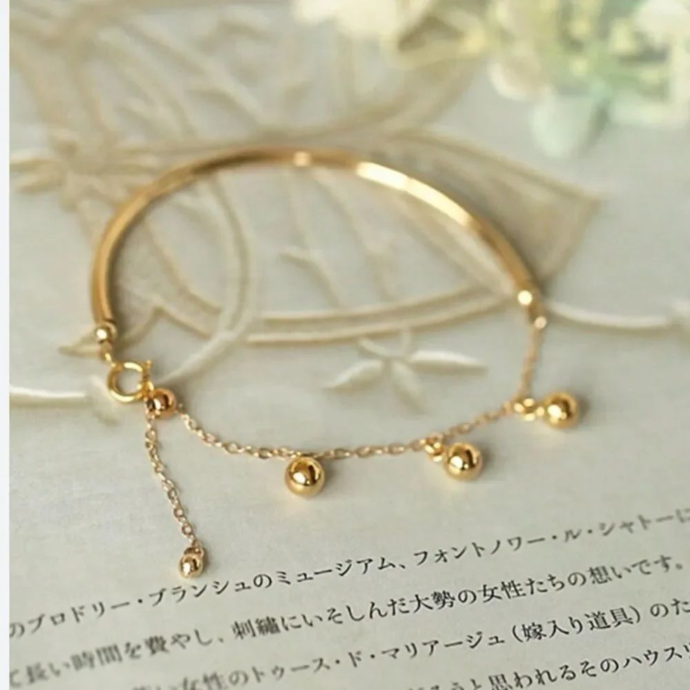 Gold Bracelet with Chain A1064